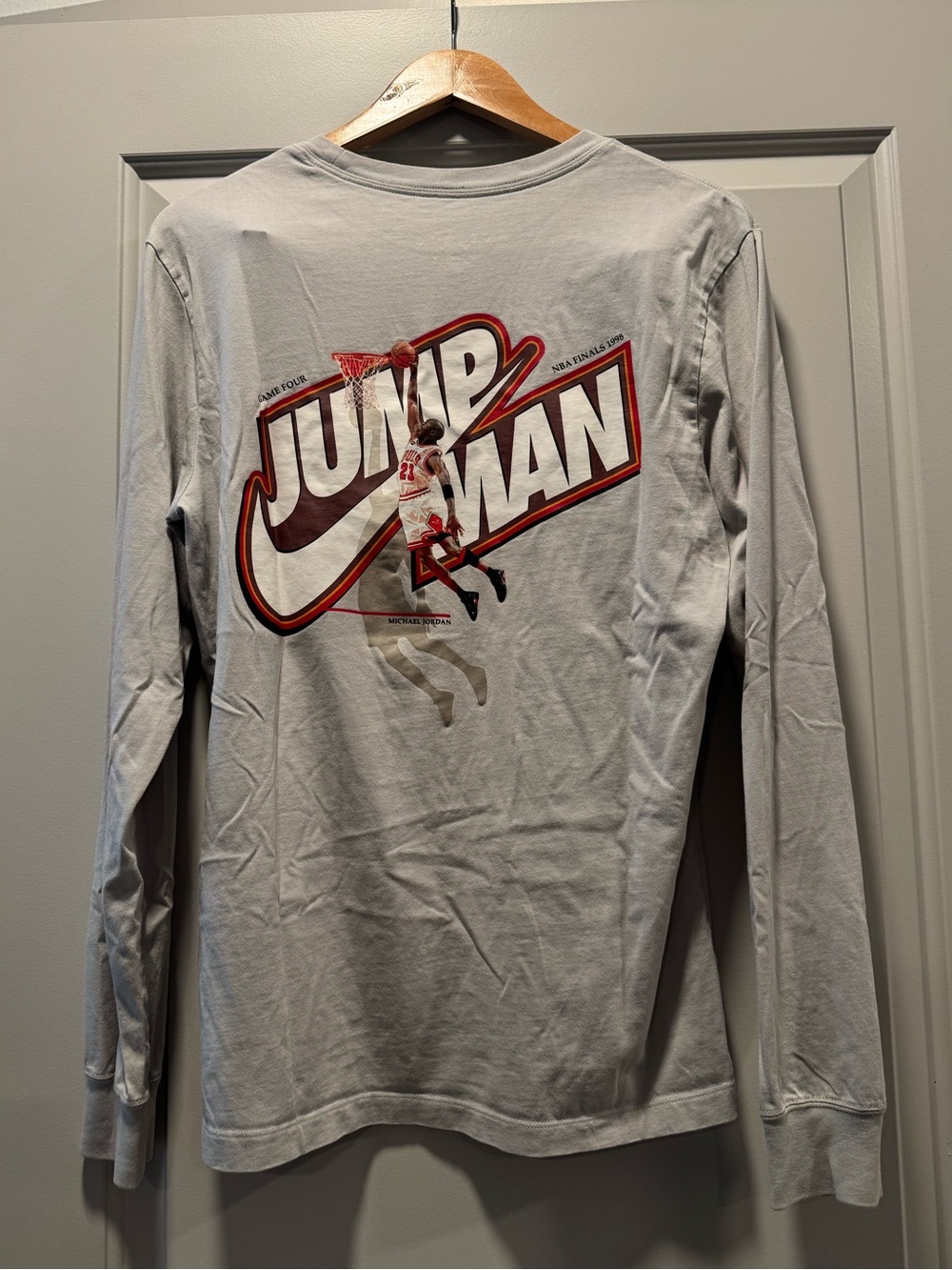 Nike Air Jordan 'Jump Man' NBA Finals 1998 Long Sleeve Mens Top